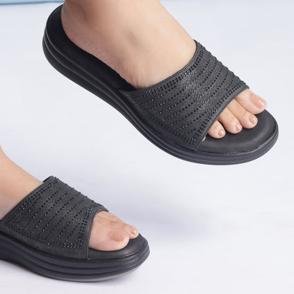 LUMI Slippers