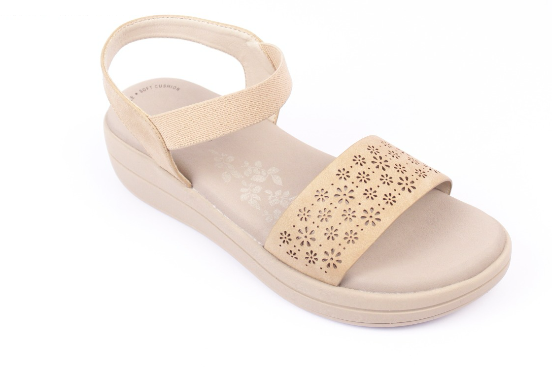 55-839 Sandals